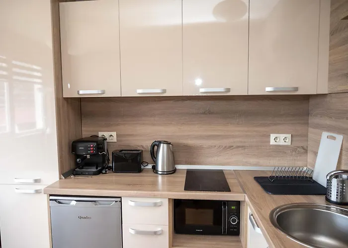 All Seasons Apartments Iglika 2